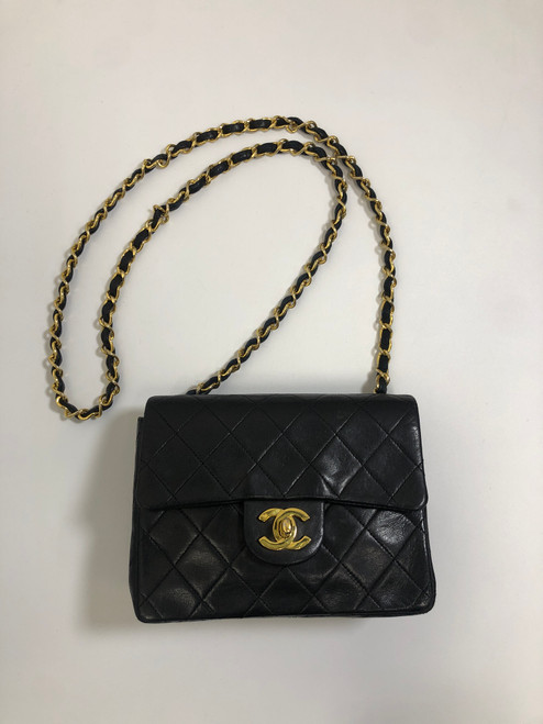 Vist Large View of Product Image Which is Used Chanel Leather Handbag