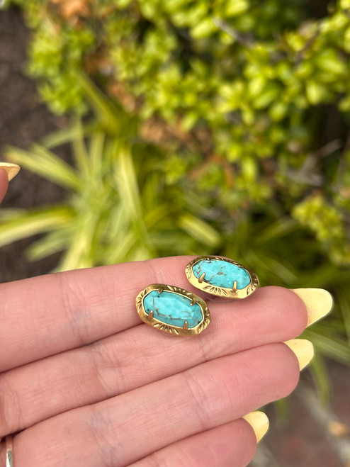 Vist Large View of Product Image Which is Used Kendra Scott Earrings