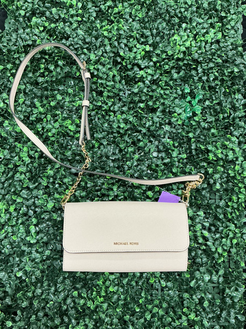 Vist Large View of Product Image Which is Used Coach Leather Wristlet