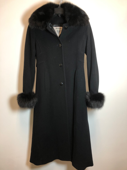 Vist Large View of Product Image Which is Used Marvin Richards Long Heavy Coat S-4/6