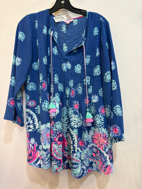 Vist Large View of Product Image Which is Used Lilly Pulitzer Long Sleeve Top M-8/10