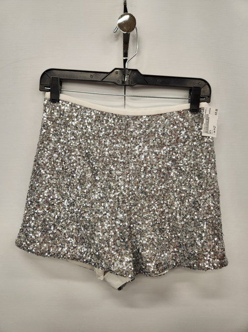 Vist Large View of Product Image Which is Used Zara Shorts 4-27