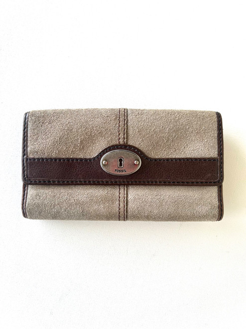 Vist Large View of Product Image Which is Used Fossil Leather Wallet