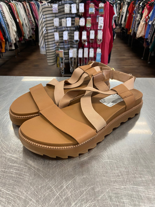 Vist Large View of Product Image Which is Used Sorel Sandals 10