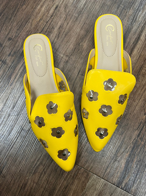 Vist Large View of Product Image Which is Used Cato Sandals 7