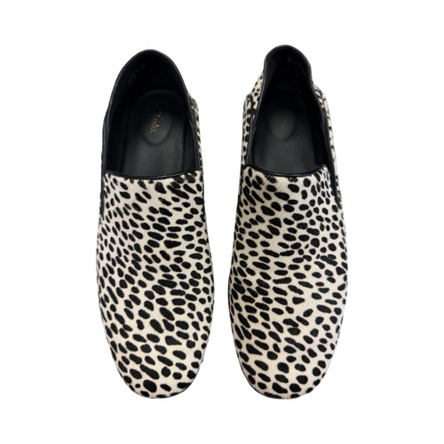 Vist Large View of Product Image Which is Used Clarks Flats 8