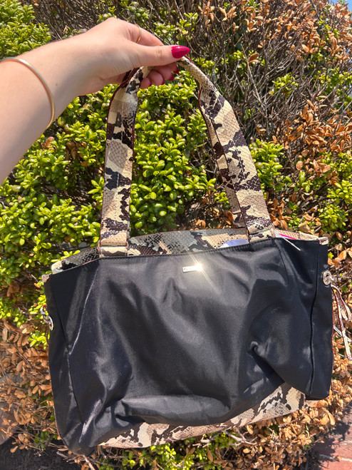 Vist Large View of Product Image Which is Used Kate Spade New York Large Leather Handbag
