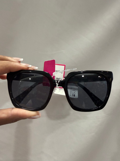 Vist Large View of Product Image Which is Used Joe’s Sunglasses