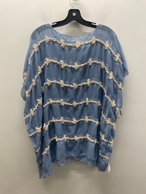 Vist Large View of Product Image Which is Used Blue Cream Short Sleeve Top M-8/10