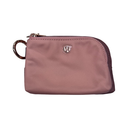 Vist Large View of Product Image Which is Used lululemon Wallet