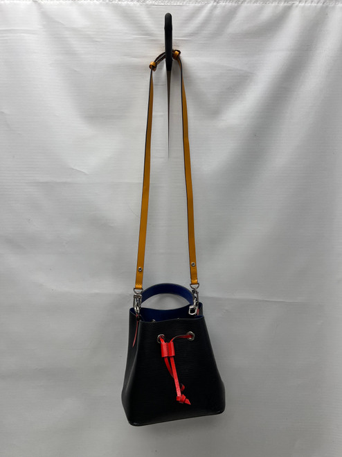 Vist Large View of Product Image Which is Used Louis Vuitton Small Leather Handbag