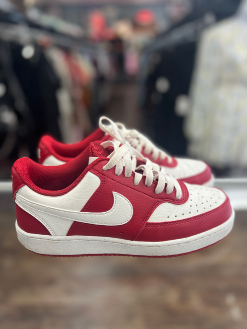 Vist Large View of Product Image Which is Used nike Mens Athletic Shoes 6.5 / 8.5 Women’s 