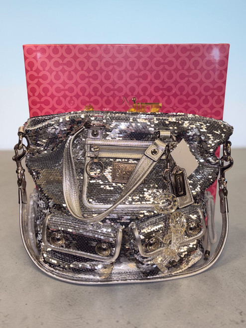 Vist Large View of Product Image Which is Used Coach Xlarge Leather Handbag