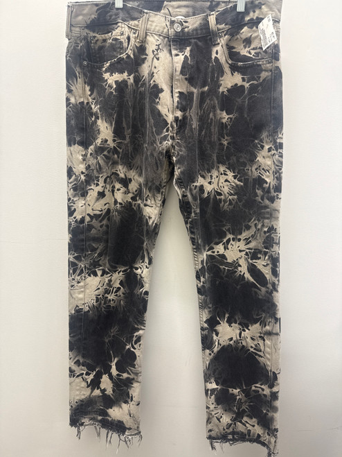 Vist Large View of Product Image Which is Used Black/White Levi's Mens Denim 38W