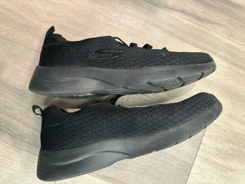 Vist Large View of Product Image Which is Used Skechers Casual Shoes 6.5