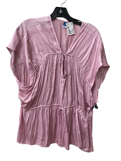 Vist Large View of Product Image Which is Used Old Navy Short Sleeve Top XXL-20
