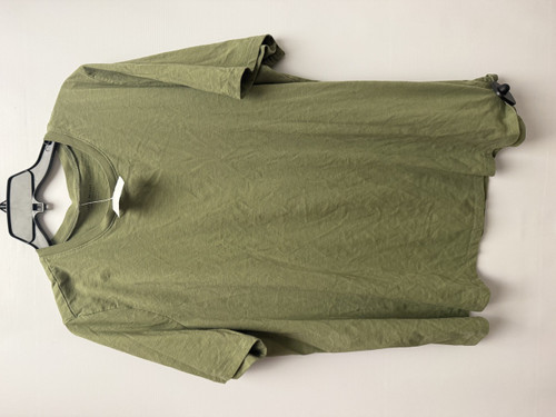 Vist Large View of Product Image Which is Used Lane Bryant Short Sleeve Top 3X-22