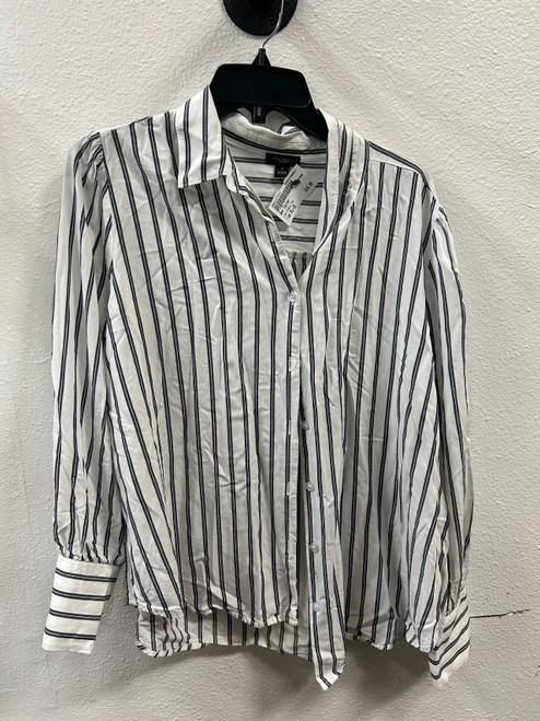 Vist Large View of Product Image Which is Used Eloquii Long Sleeve Top 4X-24