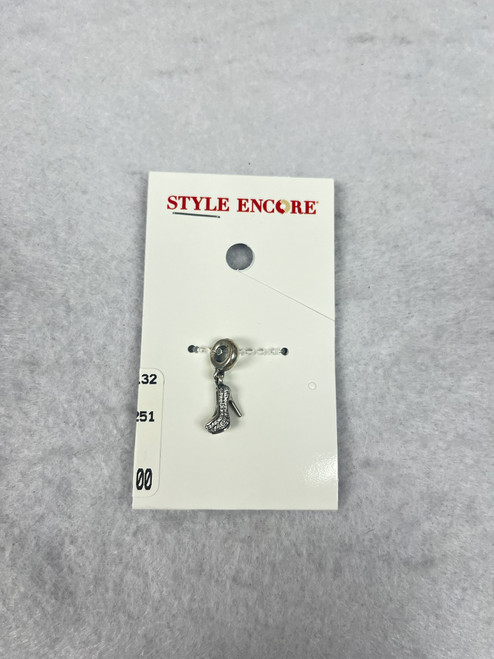 Vist Large View of Product Image Which is Used Pandora Charm