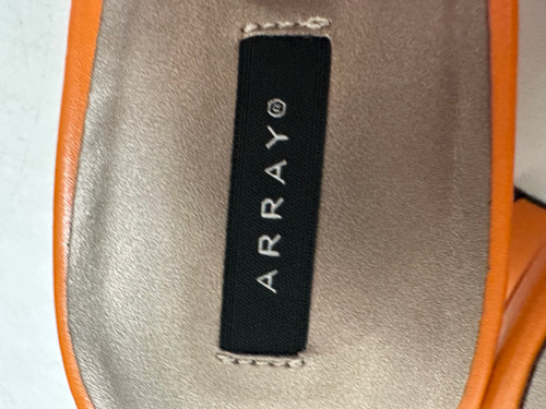 Vist Large View of Product Image Which is Used Array Low Heels 11