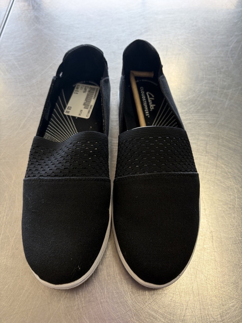 Vist Large View of Product Image Which is Used Clarks Flats 8.5