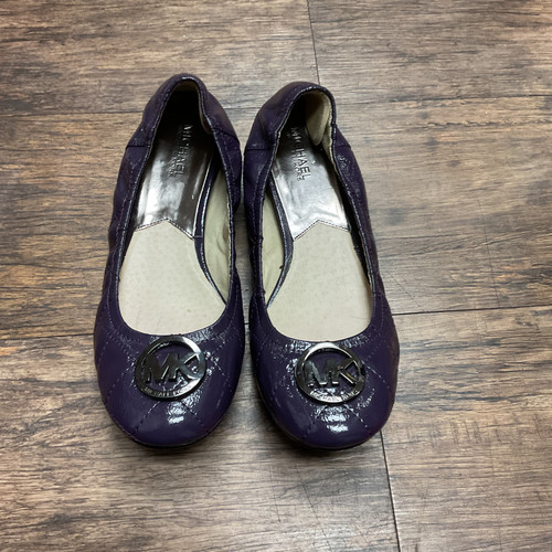 Vist Large View of Product Image Which is Used Michael Michael Kors Flats 8