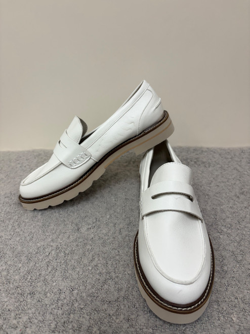 Vist Large View of Product Image Which is Used Anne Klein Clogs 9