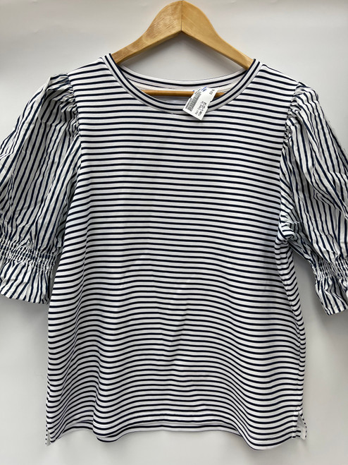 Vist Large View of Product Image Which is Used Unbranded Short Sleeve Top L-12/14