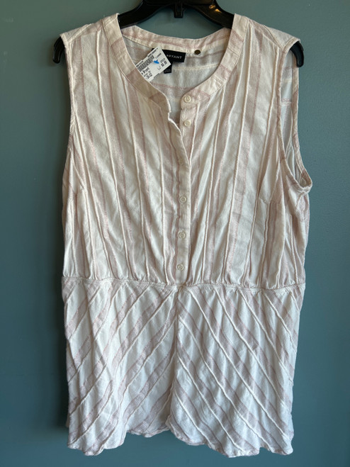 Vist Large View of Product Image Which is Used Lane Bryant Sleeveless Top 3X-22
