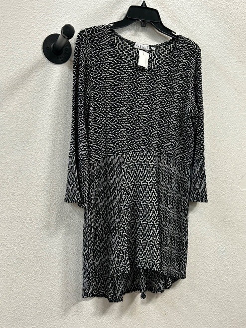 Vist Large View of Product Image Which is Used Unbranded Short Dress B S-4/6