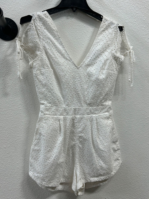 Vist Large View of Product Image Which is Used Express Romper S-4/6
