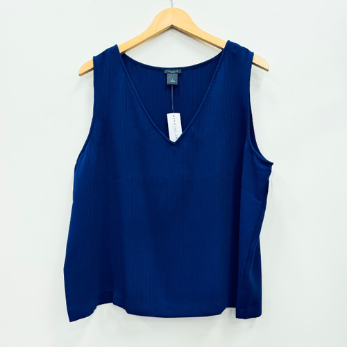 Vist Large View of Product Image Which is Used Ann Taylor Tank Top XL-16