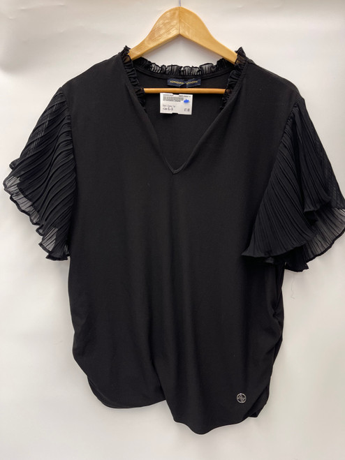 Vist Large View of Product Image Which is Used Unbranded Short Sleeve Top XL-16