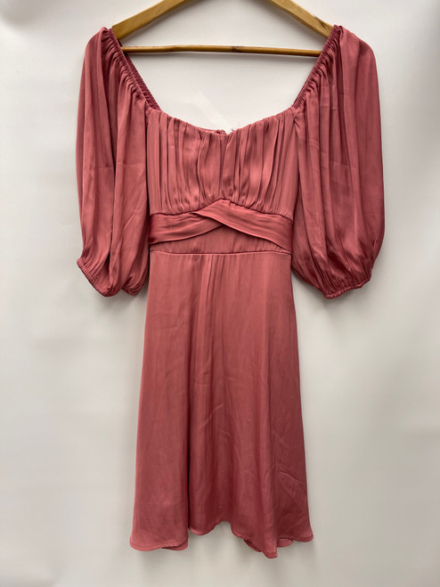 Vist Large View of Product Image Which is Used Miami Short Dress B M-8/10