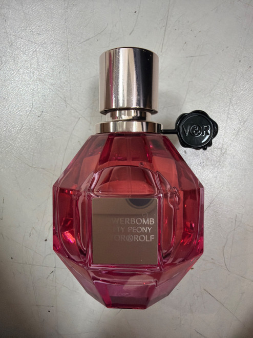 Vist Large View of Product Image Which is Used Viktor & Rolf Purfume