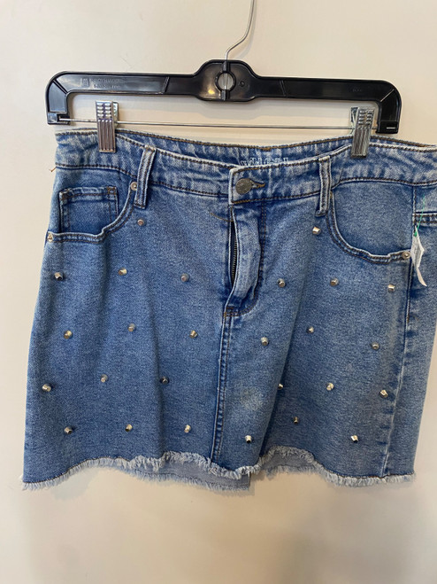 Vist Large View of Product Image Which is Used Wild Fable Short Skirt 14-32