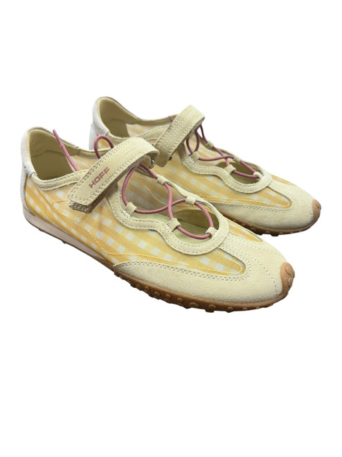 Vist Large View of Product Image Which is Used hoff Casual Shoes 9