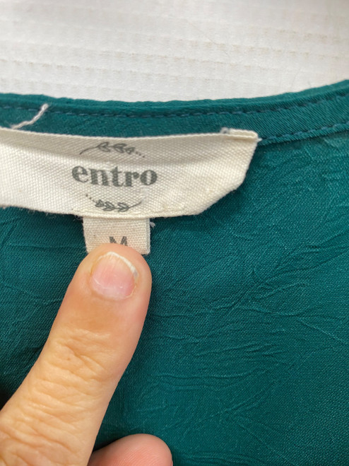 Vist Large View of Product Image Which is Used Entro Long Sleeve Top M-8/10