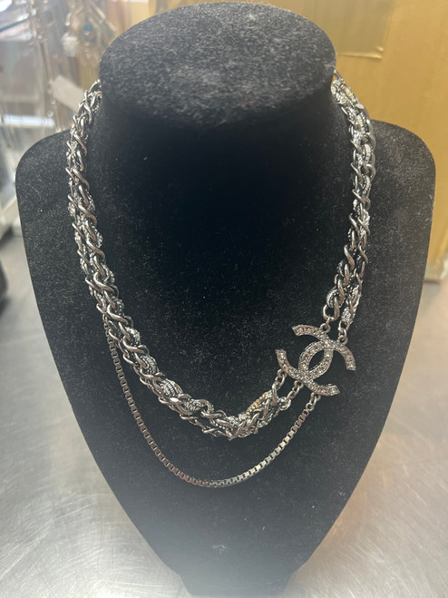 Vist Large View of Product Image Which is Used Chanel twist chunky cc Necklace
