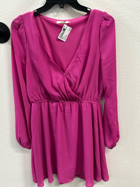 Vist Large View of Product Image Which is Used Miami Short Dress B S-4/6