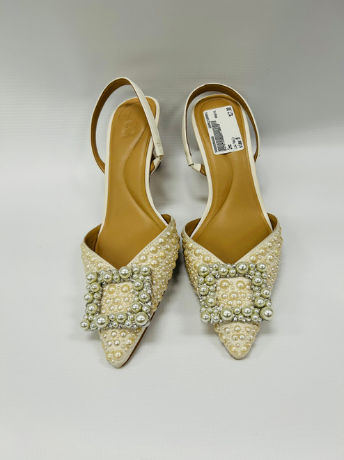 Vist Large View of Product Image Which is Used Inc Low Heels 9