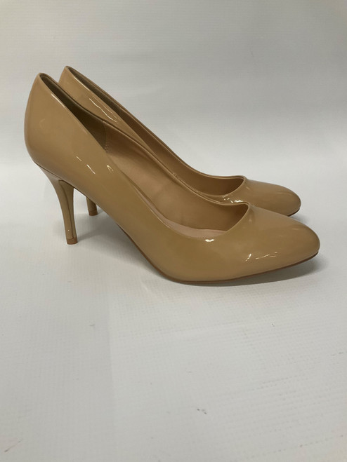 Vist Large View of Product Image Which is Used Unbranded High Heels 11