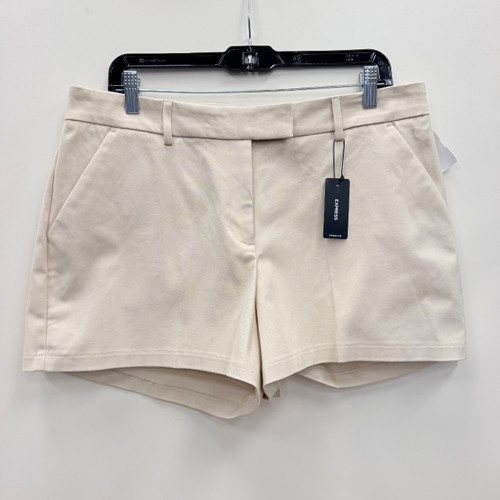 Vist Large View of Product Image Which is Used Express Shorts 12-31