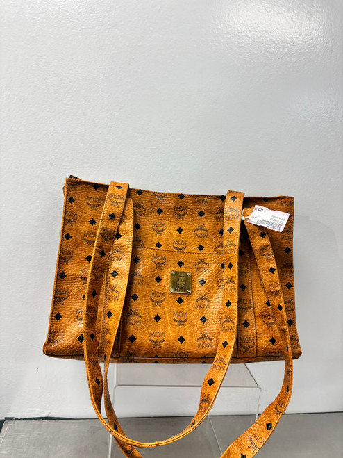 Vist Large View of Product Image Which is Used MCM Munchen Xlarge Handbag