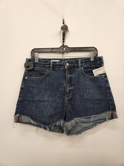 Vist Large View of Product Image Which is Used Pilcro Shorts 8-29