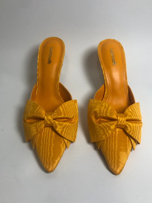 Vist Large View of Product Image Which is Used Larroude Heels 7.5