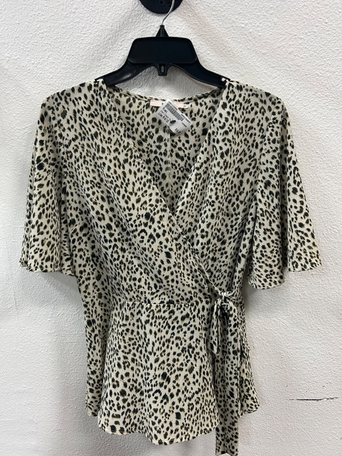 Vist Large View of Product Image Which is Used Miami Short Sleeve Top M-8/10