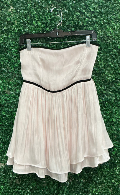 Vist Large View of Product Image Which is Used Free People Sleeveless Top S-4/6
