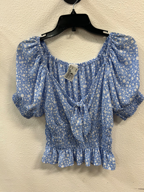 Vist Large View of Product Image Which is Used Sienna Sky Short Sleeve Top M-8/10