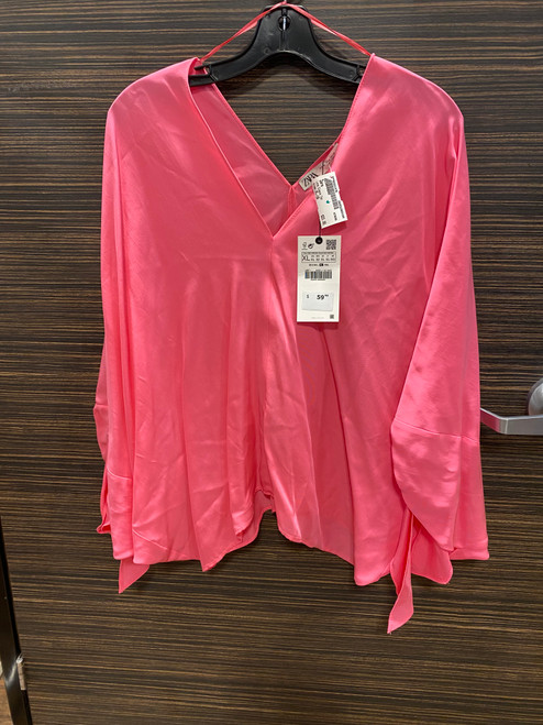 Vist Large View of Product Image Which is Used Zara Long Sleeve Top XL-16